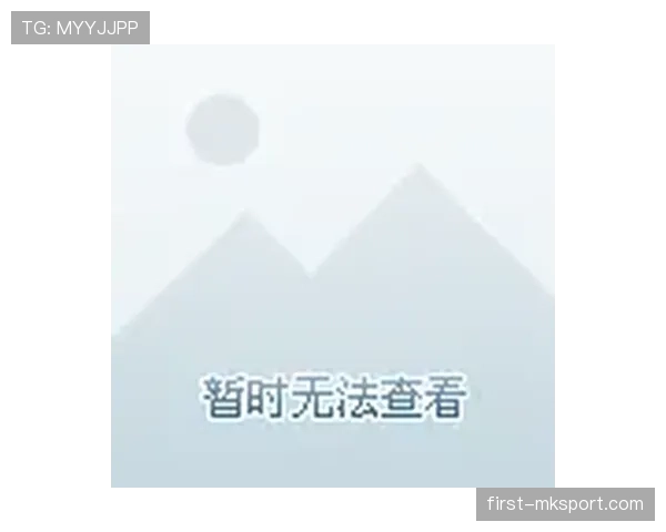 张玉宁晒家居照?沙发后那台钢琴能买我好几年的房租 张玉宁晒家居照?沙发后那台钢琴能买我好几年的房租